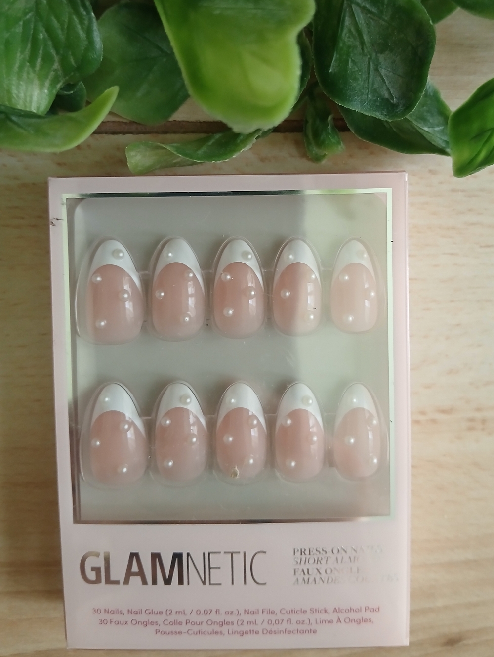 Glamnetic French Pearl Press On Nails In Short Almond French Tip - Picture 4 of 5